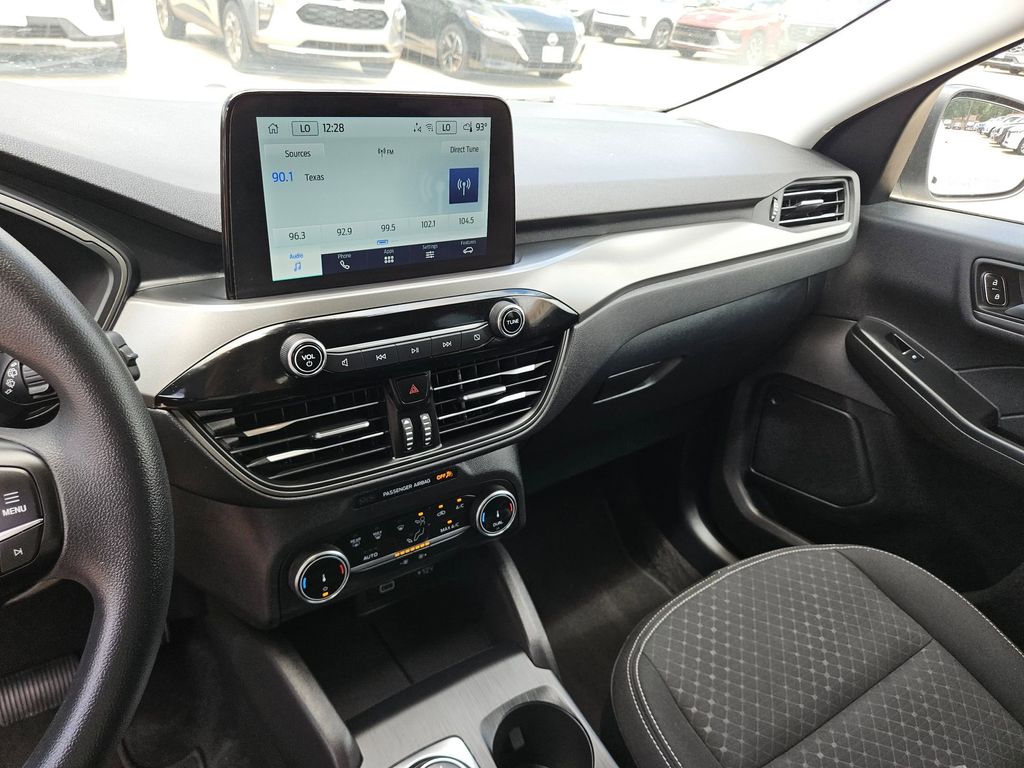 Thumbnail: 2025 Ford Escape - 19