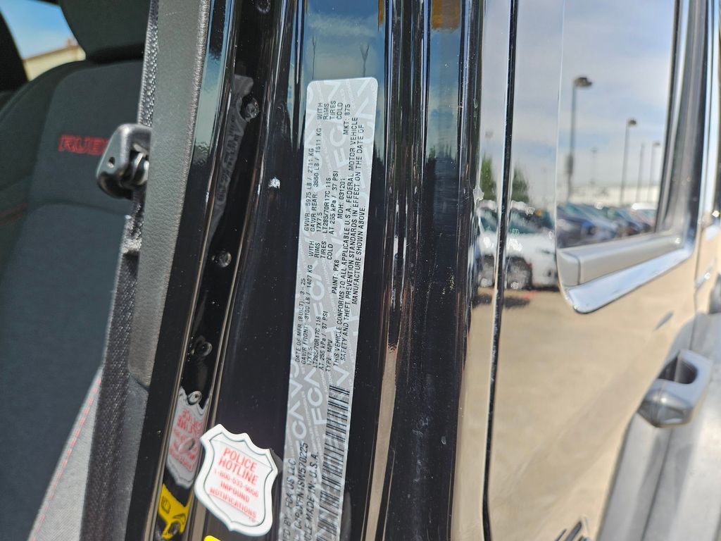 Thumbnail: 2025 Jeep Wrangler - 29