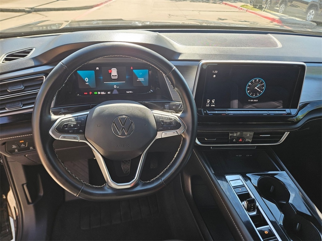 Thumbnail: 2025 Volkswagen Atlas - 16