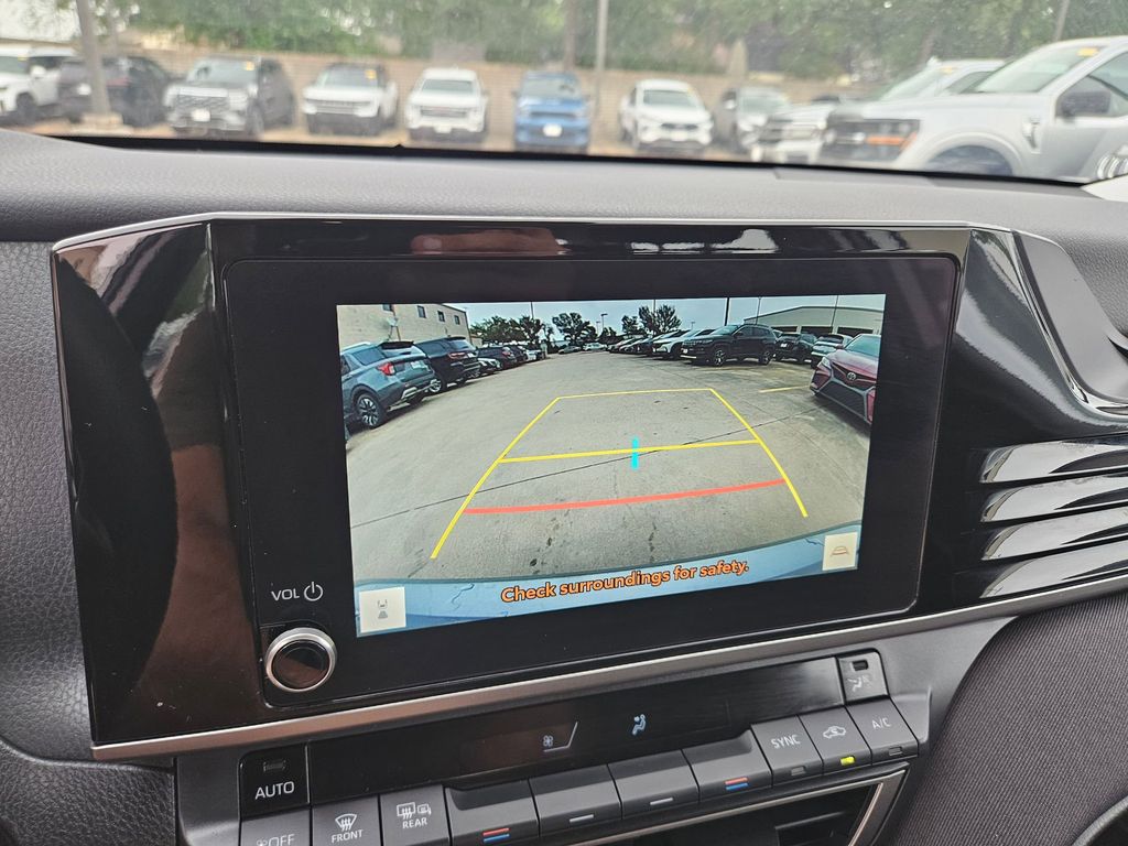 Thumbnail: 2025 Toyota Camry - 22
