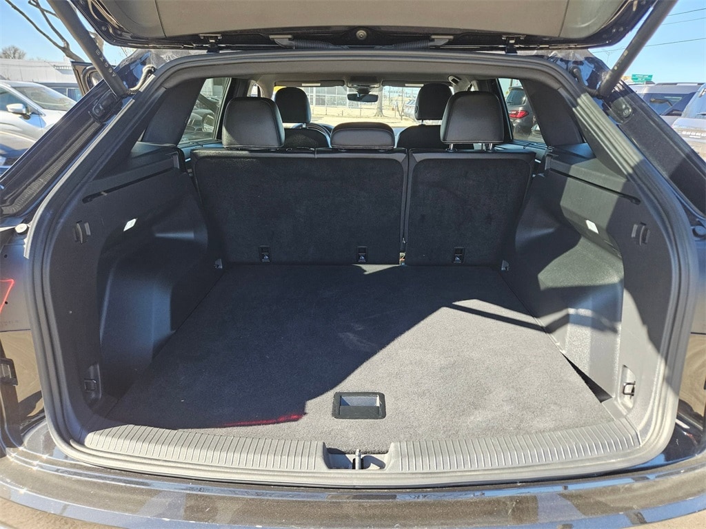 Thumbnail: 2025 Volkswagen Atlas - 24