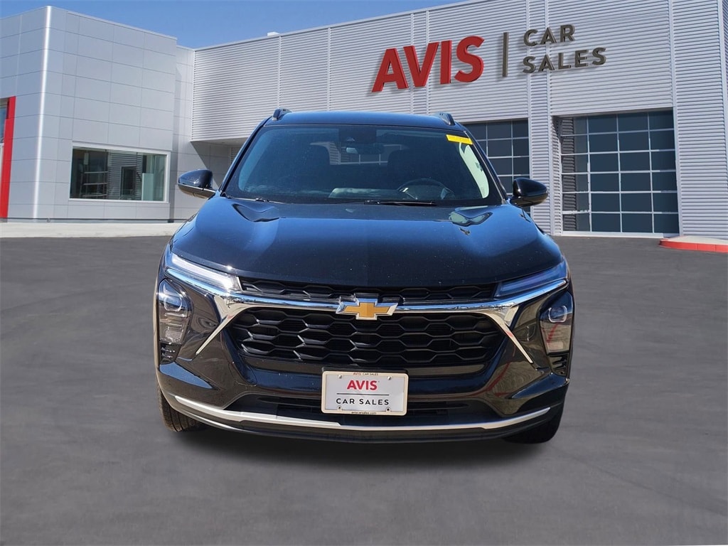 Thumbnail: 2025 Chevrolet Trax - 10