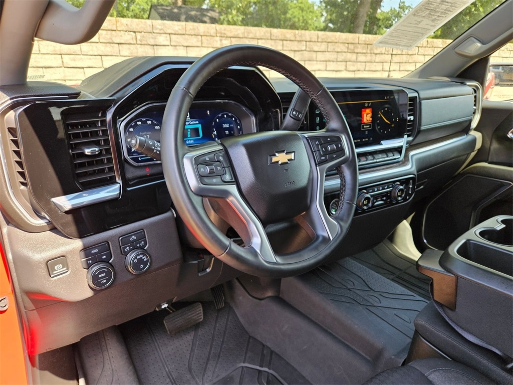 2023 Chevrolet Silverado 1500 LT 15