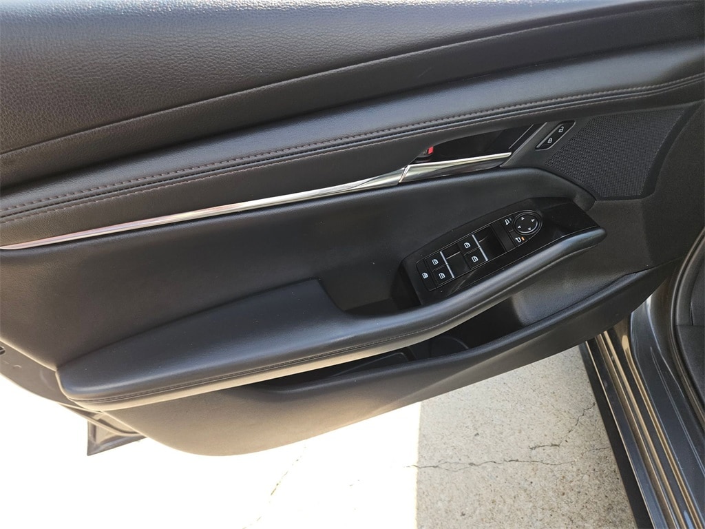 Thumbnail: 2025 Mazda Mazda3 - 13