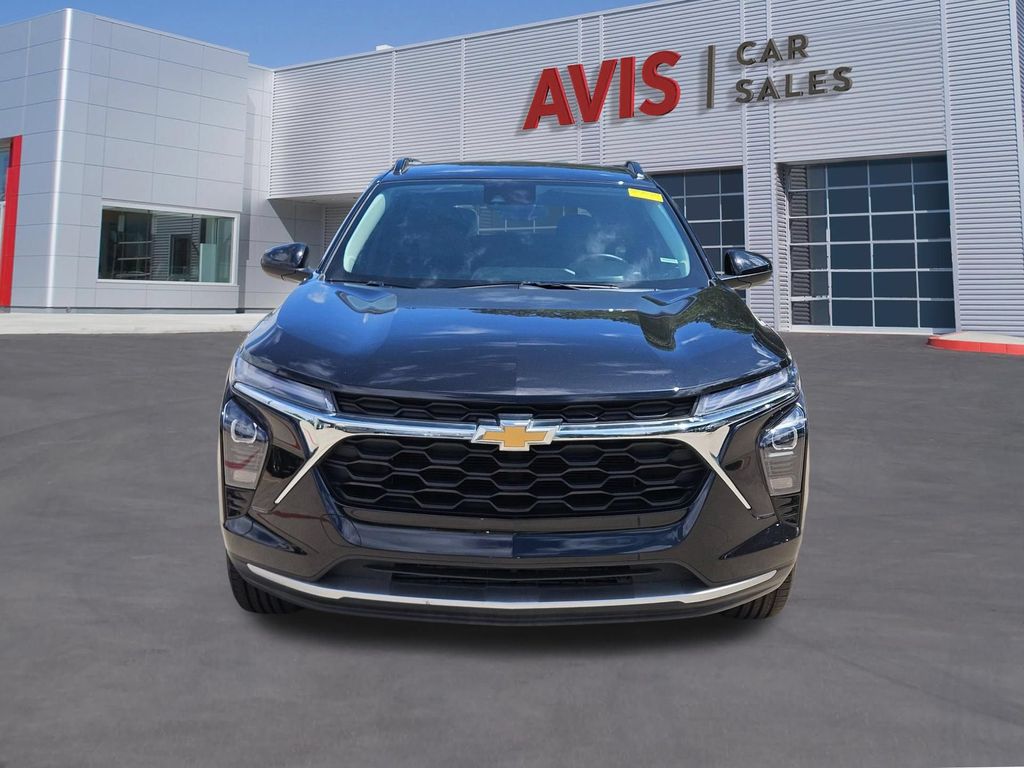 Thumbnail: 2025 Chevrolet Trax - 10