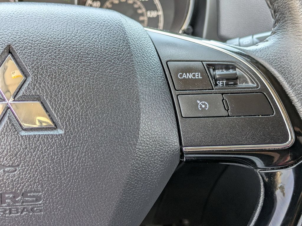 Thumbnail: 2025 Mitsubishi Outlander Sport - 21
