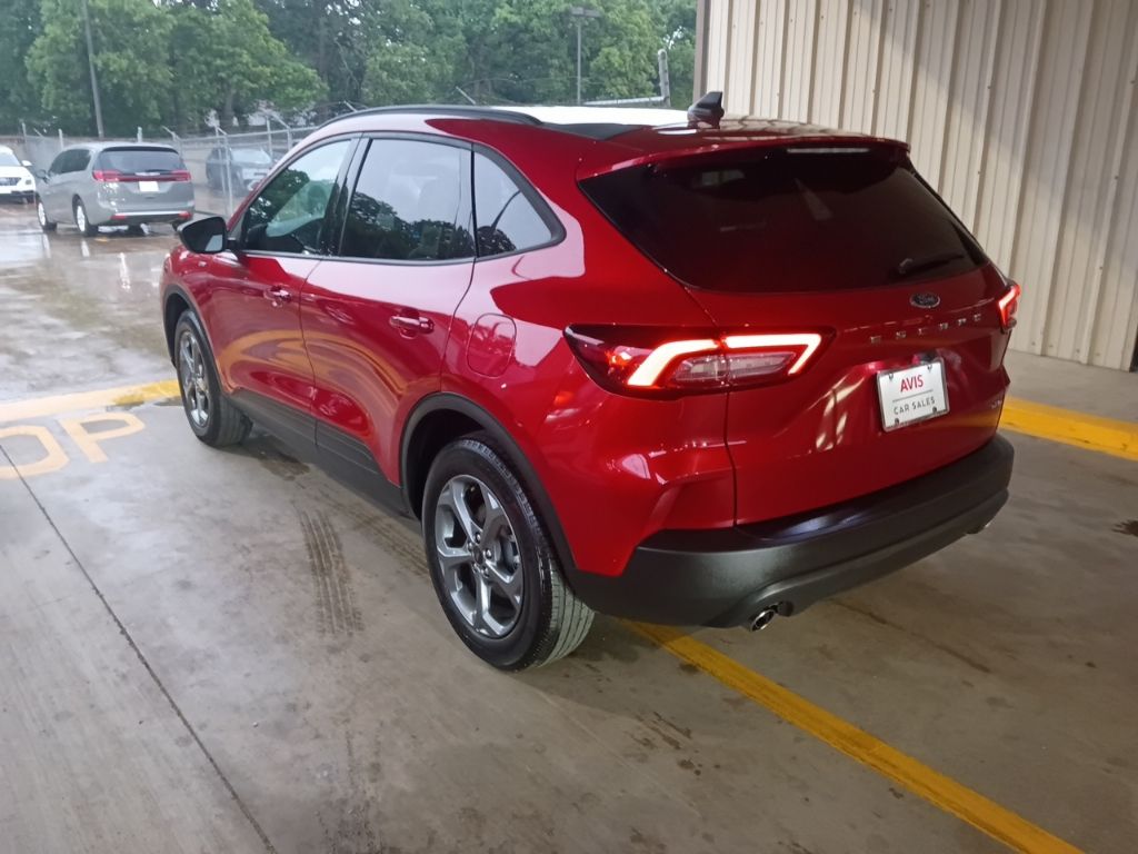Thumbnail: 2025 Ford Escape - 8