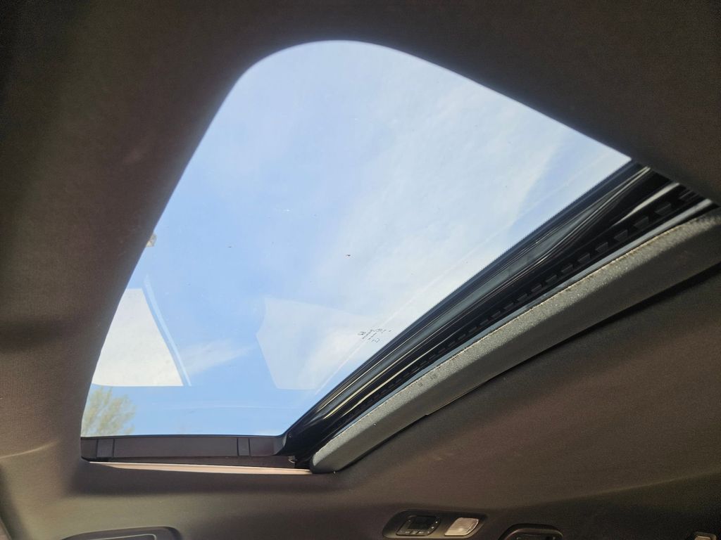 Thumbnail: 2025 Honda Odyssey - 22