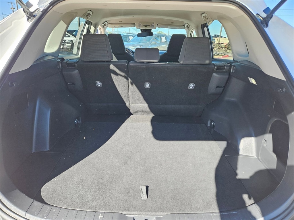 Thumbnail: 2024 Toyota RAV4 - 25