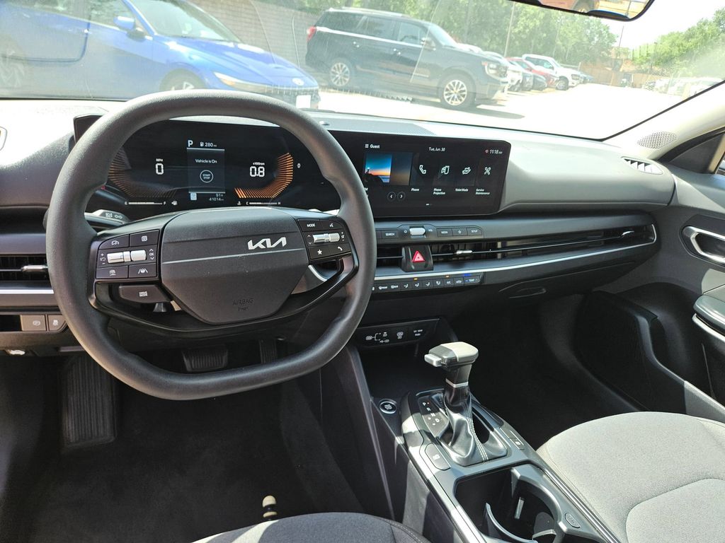 Thumbnail: 2025 Kia K4 - 16