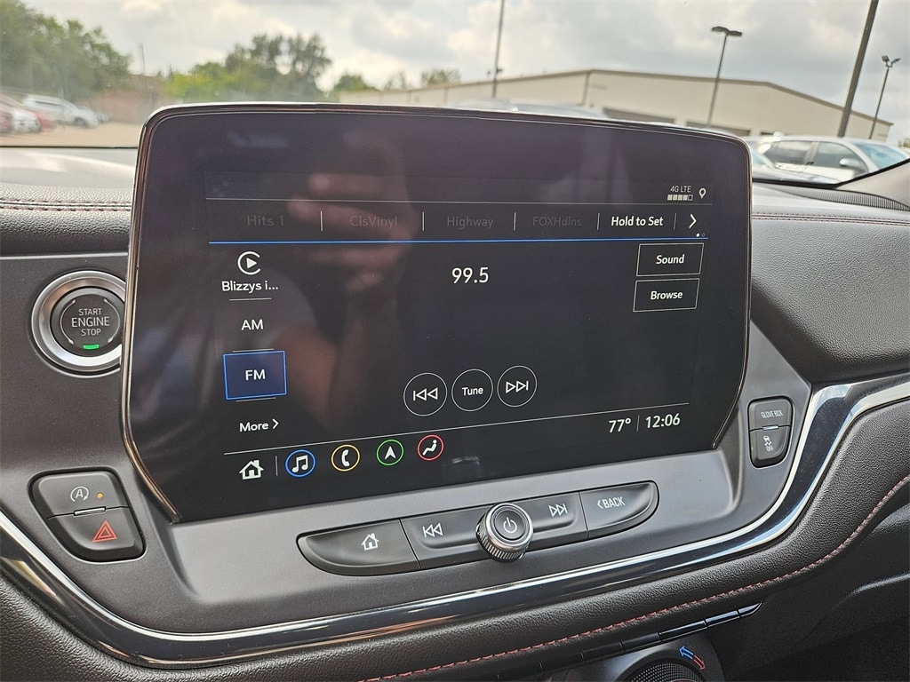 Thumbnail: 2025 Chevrolet Blazer - 23