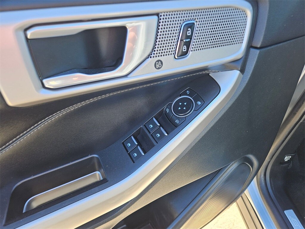 Thumbnail: 2023 Ford Explorer - 15