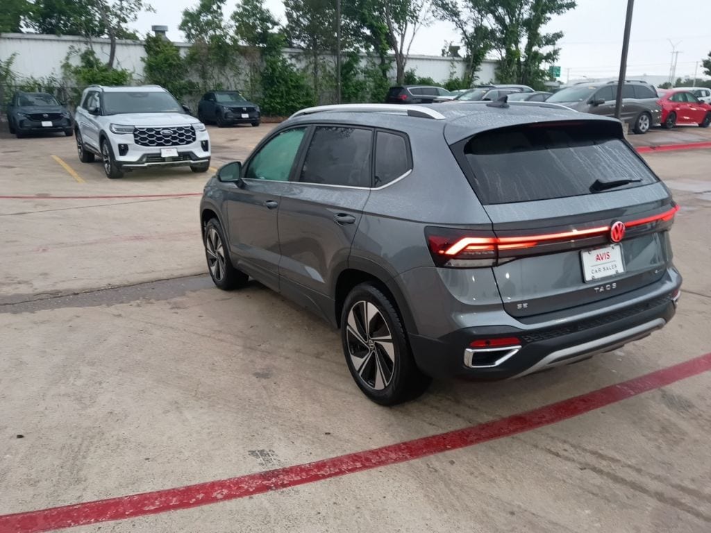 Thumbnail: 2025 Volkswagen Taos - 12