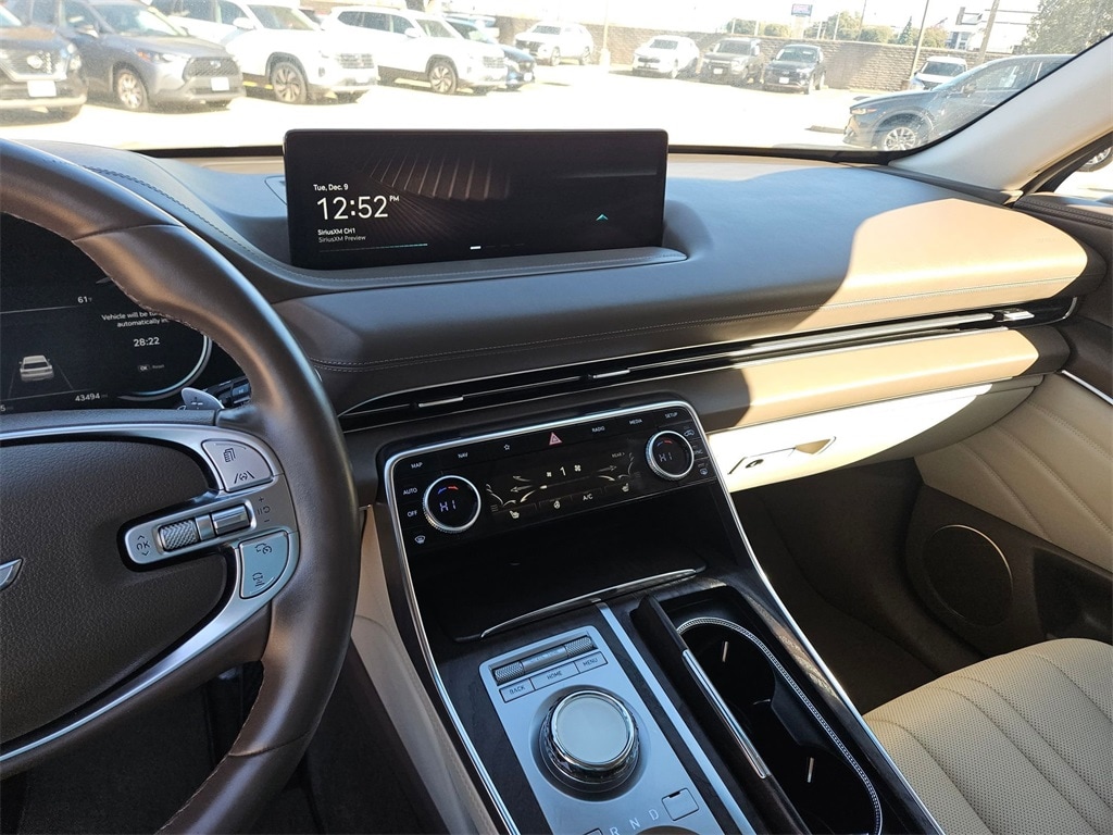 Thumbnail: 2024 Genesis GV80 - 20