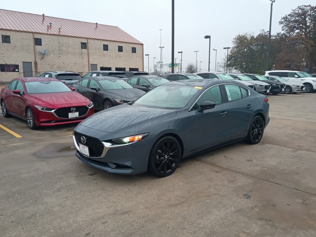 Thumbnail: 2025 Mazda Mazda3 - 1