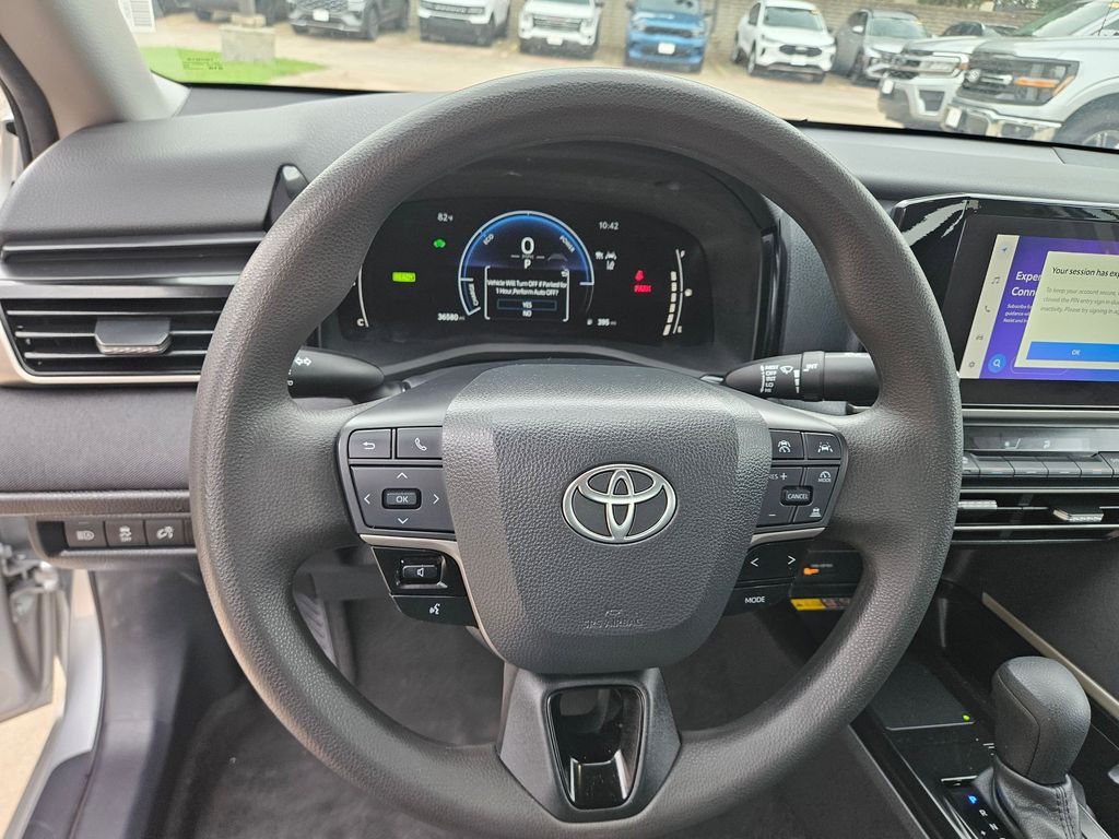 Thumbnail: 2025 Toyota Camry - 18