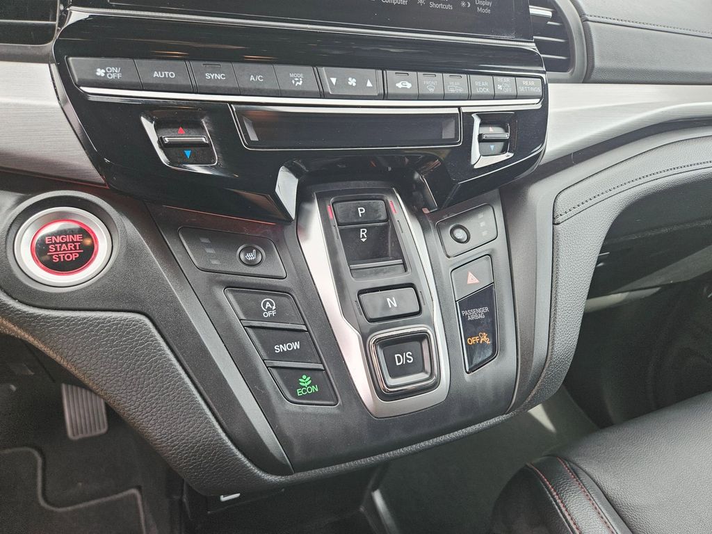 Thumbnail: 2025 Honda Odyssey - 28