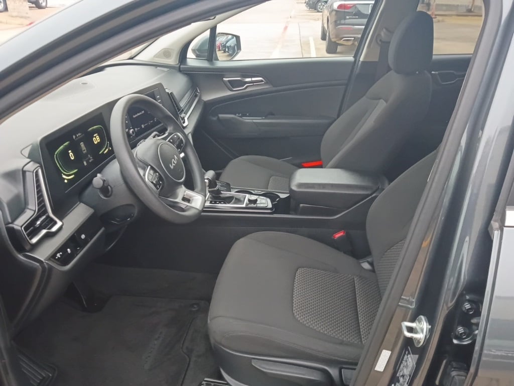 Thumbnail: 2024 Kia Sportage - 3