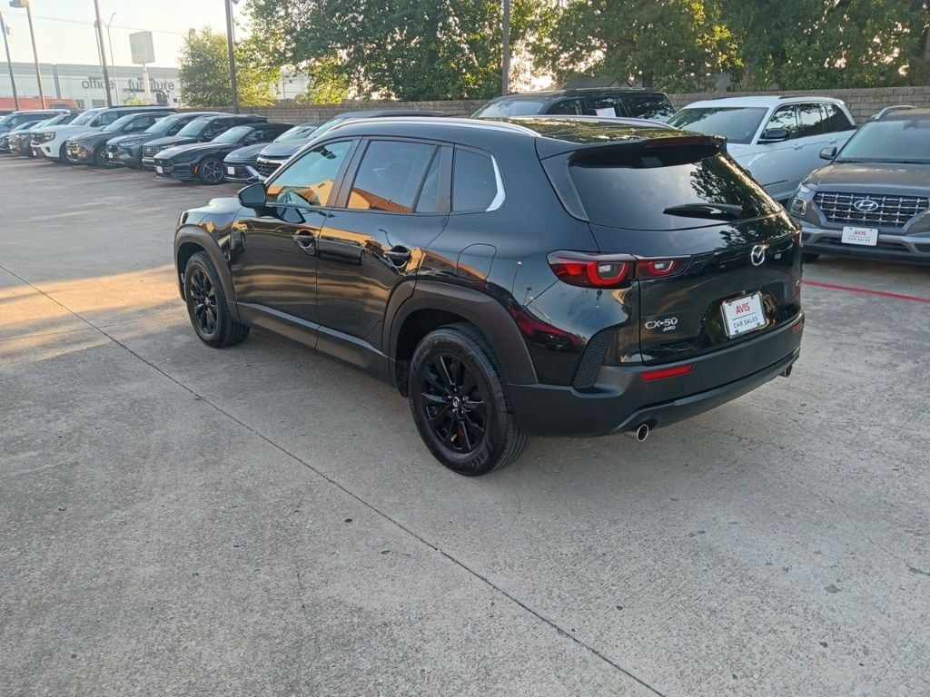 Thumbnail: 2025 Mazda CX-50 - 8