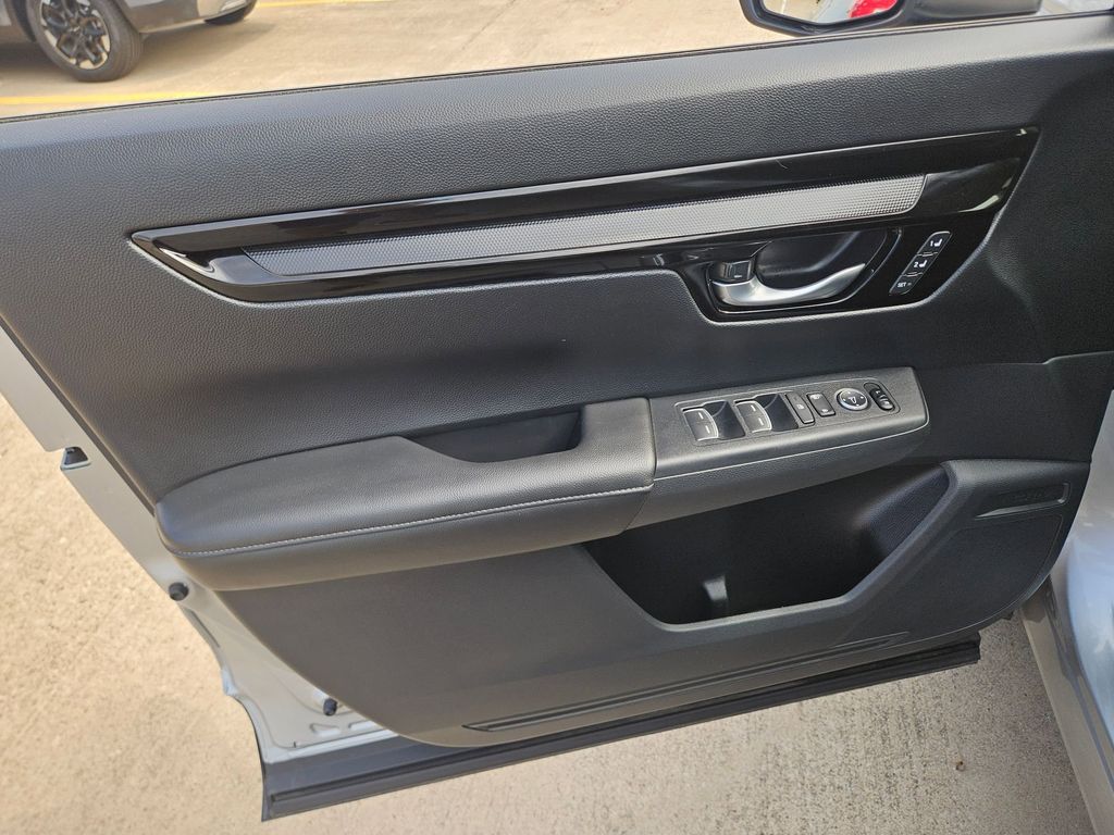 Thumbnail: 2025 Honda CR-V - 14