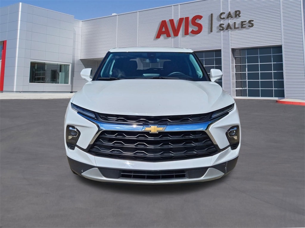 Thumbnail: 2023 Chevrolet Blazer - 2