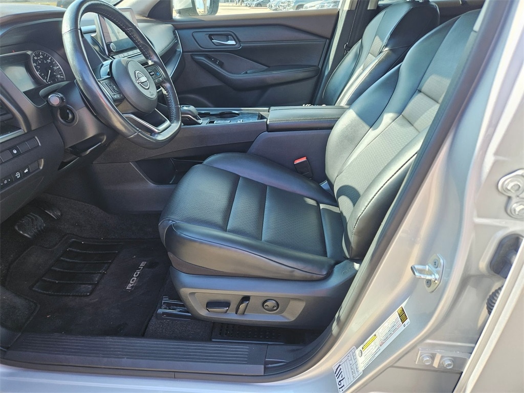 Thumbnail: 2023 Nissan Rogue - 11