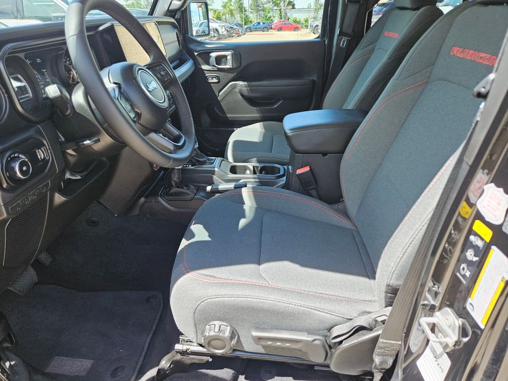 Thumbnail: 2025 Jeep Wrangler - 11