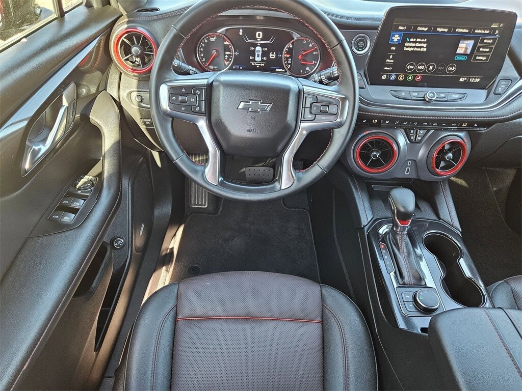 Thumbnail: 2025 Chevrolet Blazer - 16