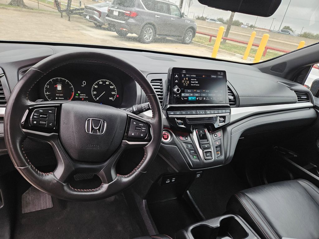 Thumbnail: 2025 Honda Odyssey - 15