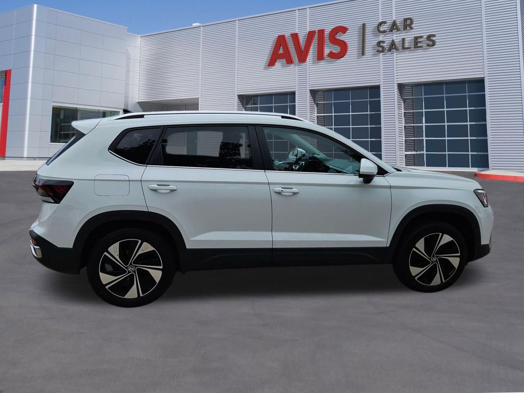 Thumbnail: 2025 Volkswagen Taos - 7
