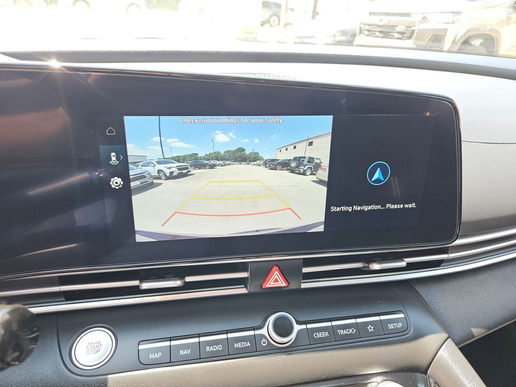 Thumbnail: 2025 Hyundai Elantra - 22