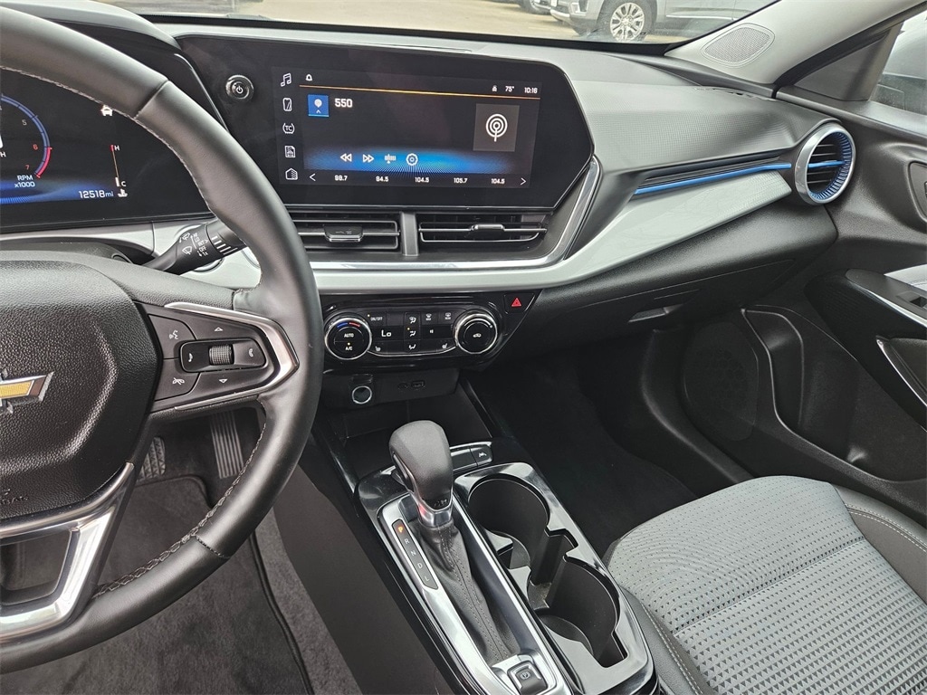 Thumbnail: 2025 Chevrolet Trax - 20