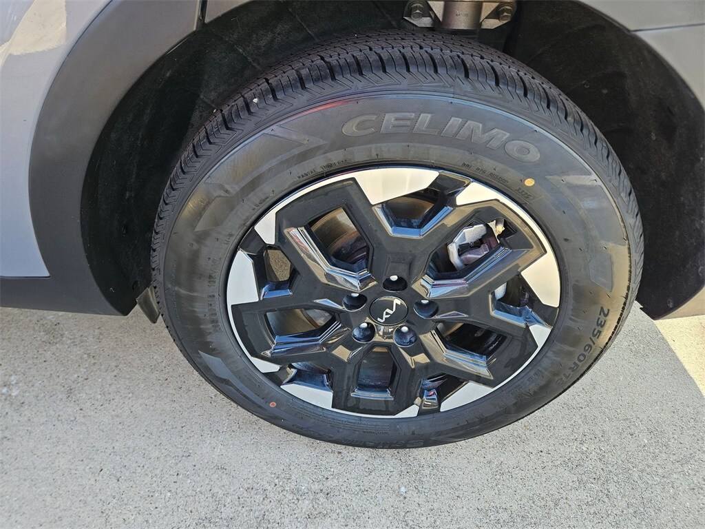 Thumbnail: 2024 Kia Sorento - 31