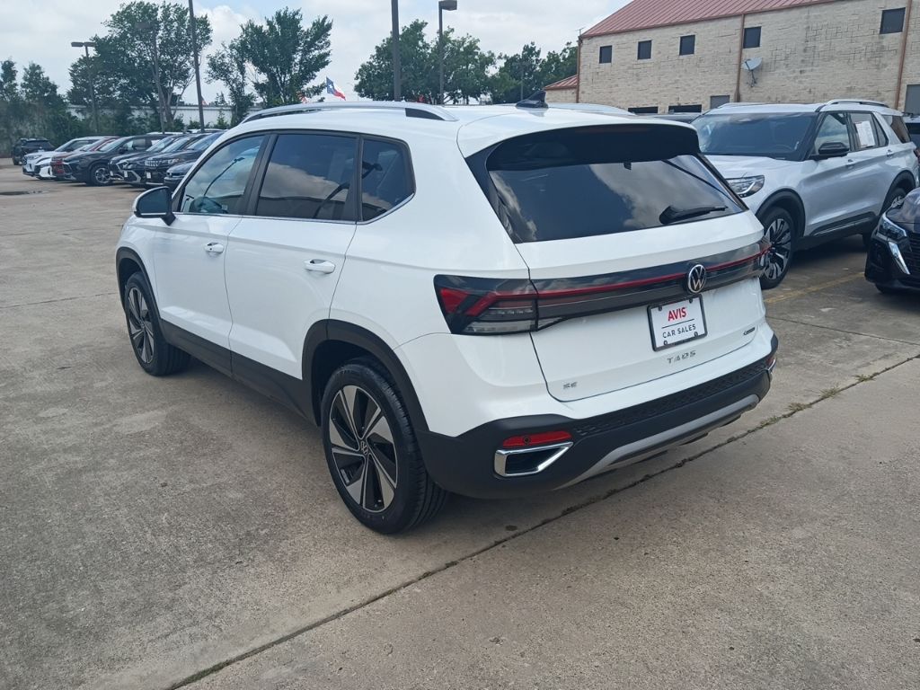 Thumbnail: 2025 Volkswagen Taos - 8