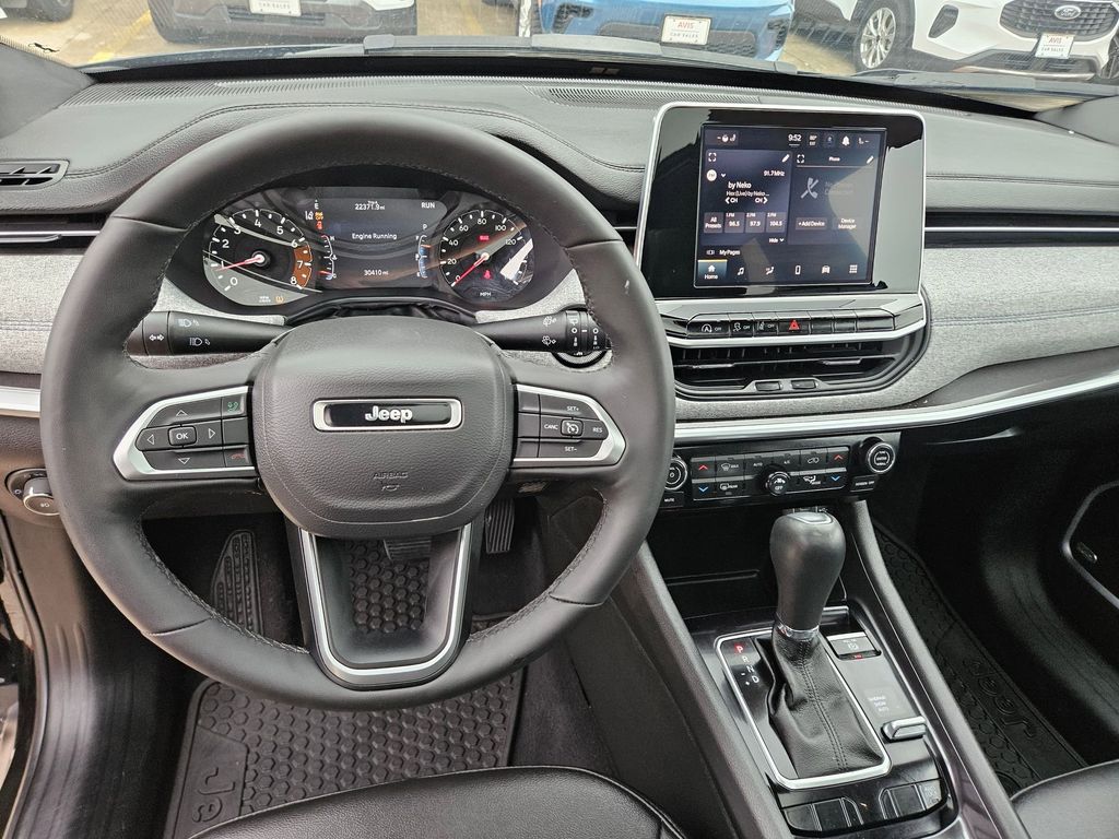 Thumbnail: 2025 Jeep Compass - 17