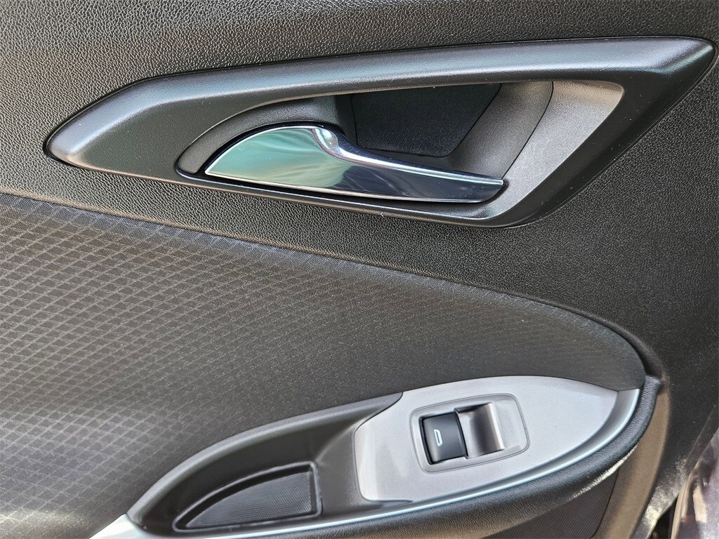 2023 Chevrolet Malibu LT 23