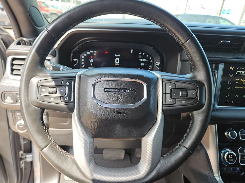 Thumbnail: 2023 GMC Yukon - 18