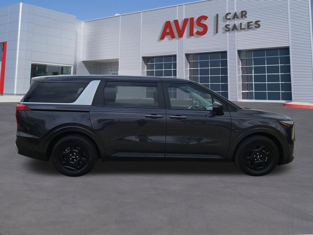 Thumbnail: 2025 Kia Carnival - 7