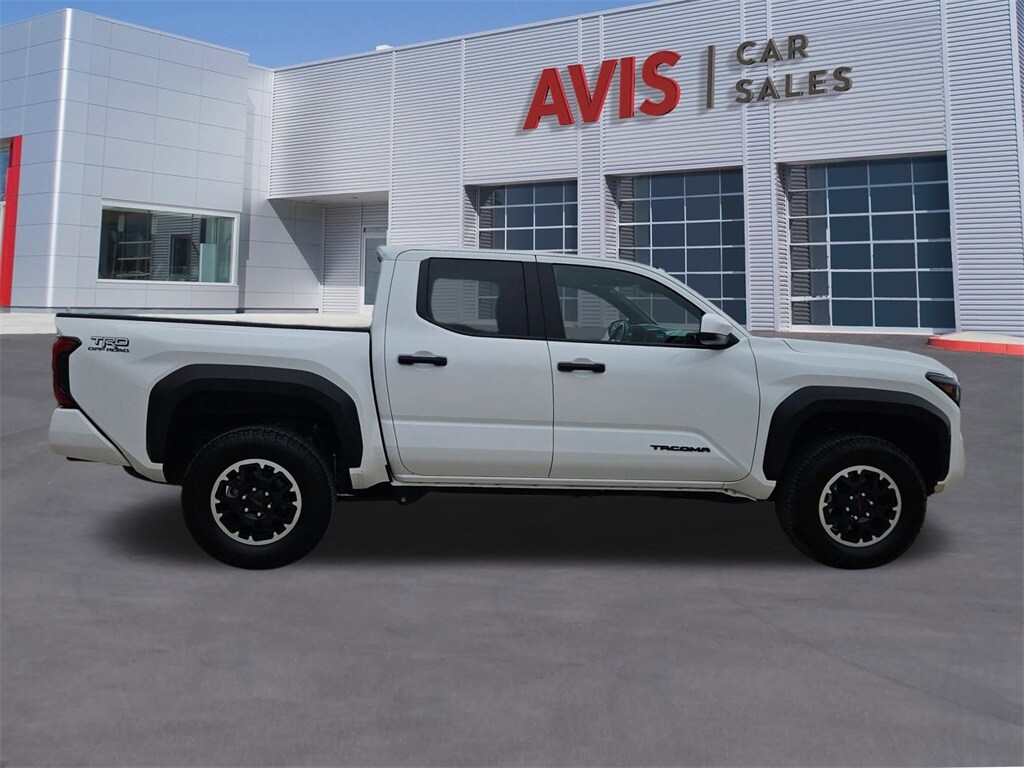 Thumbnail: 2025 Toyota Tacoma - 7