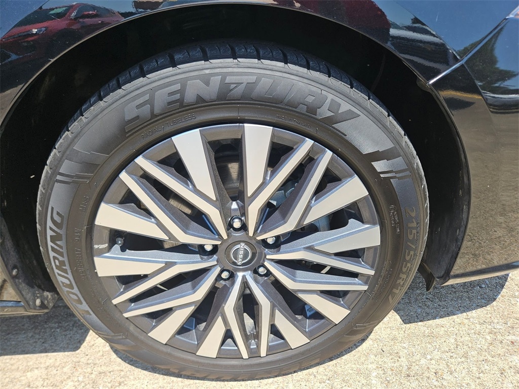 Thumbnail: 2024 Nissan Altima - 32