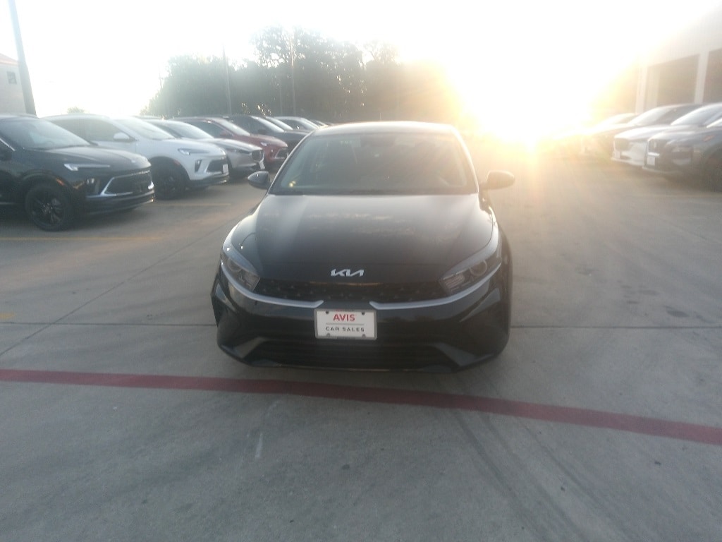 Thumbnail: 2024 Kia Forte - 5