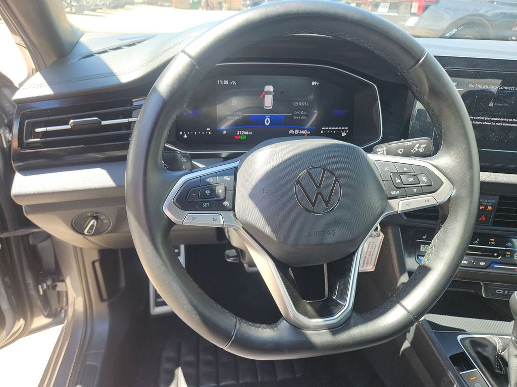 Thumbnail: 2025 Volkswagen Jetta - 18