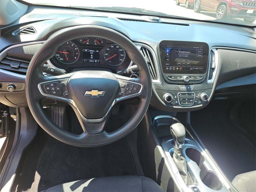 Thumbnail: 2023 Chevrolet Malibu - 16