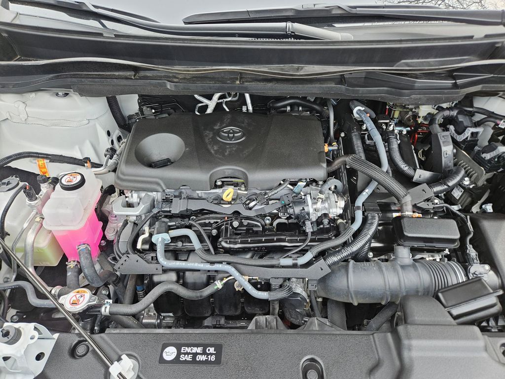 Thumbnail: 2025 Toyota Sienna - 23