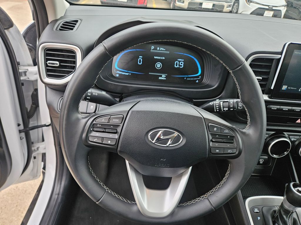 Thumbnail: 2025 Hyundai Venue - 18