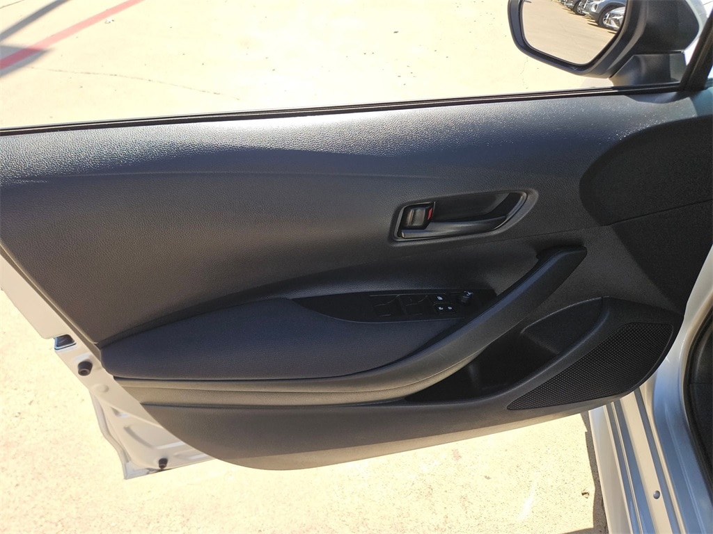 Thumbnail: 2025 Toyota Corolla - 14