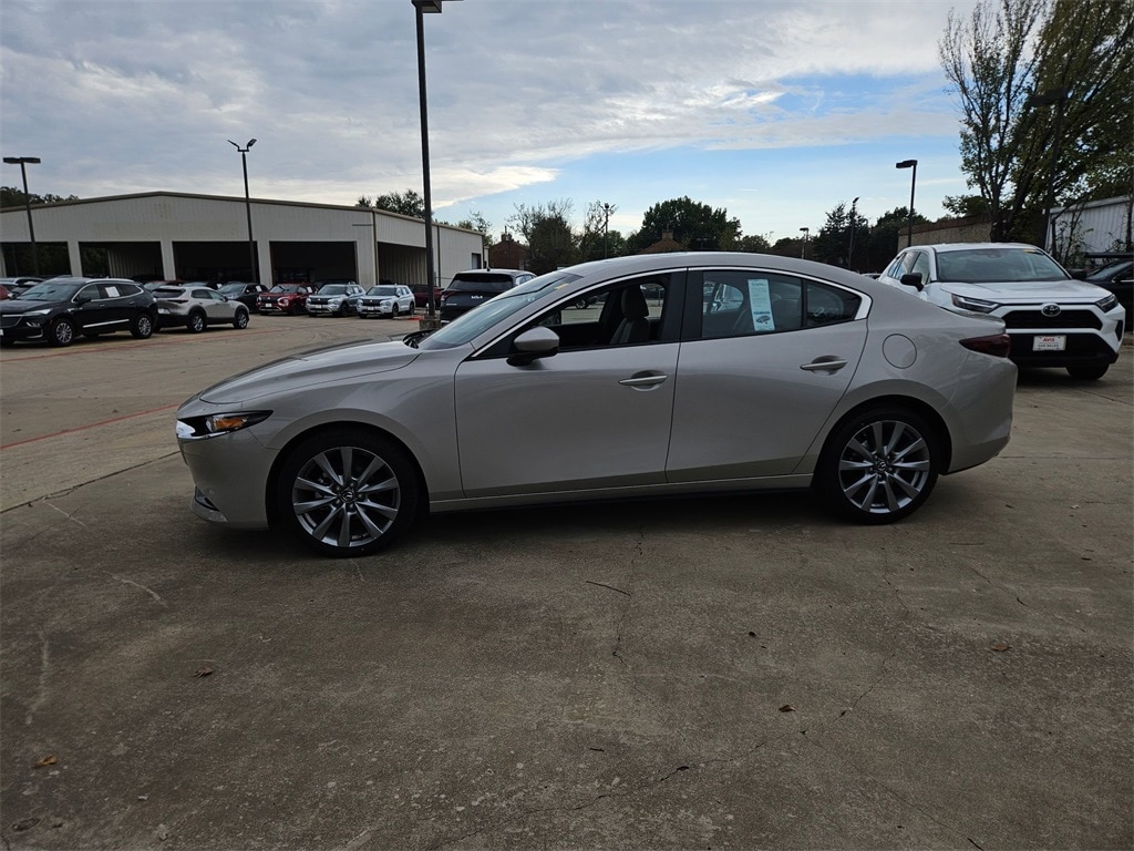 2025 Mazda Mazda3 Sedan 2.5 s Preferred photo 2