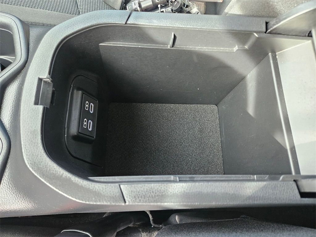 Thumbnail: 2024 Toyota RAV4 - 27