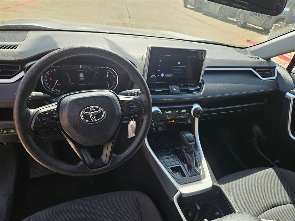 Thumbnail: 2025 Toyota RAV4 - 16