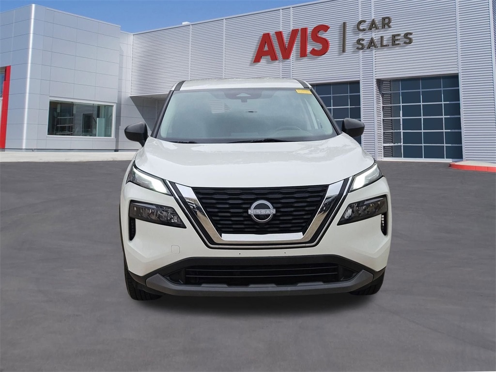 Thumbnail: 2023 Nissan Rogue - 10